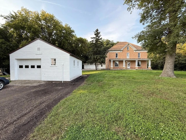 Nearby Listing Image