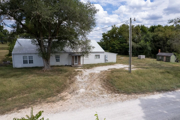 Nearby Listing Image