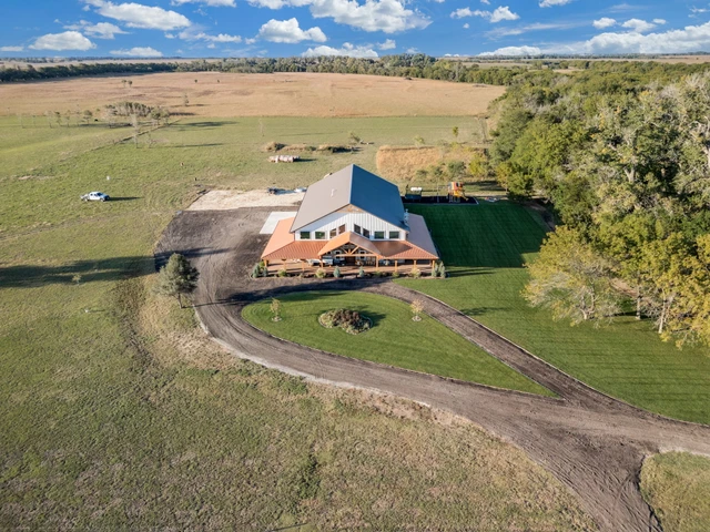 Nearby Listing Image