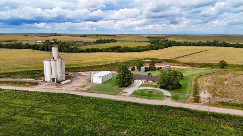 Nearby Listing Image