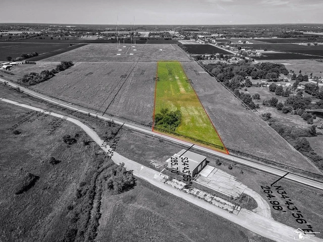 Nearby Listing Image