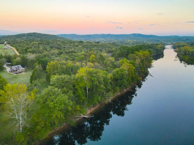 Nearby Listing Image