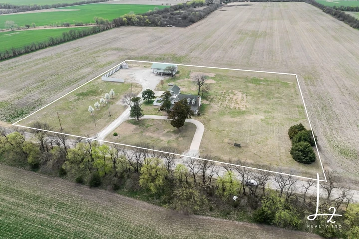 Nearby Listing Image