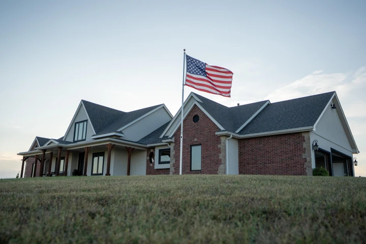 Nearby Listing Image