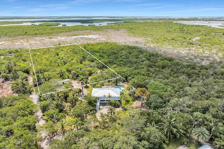 Nearby Listing Image