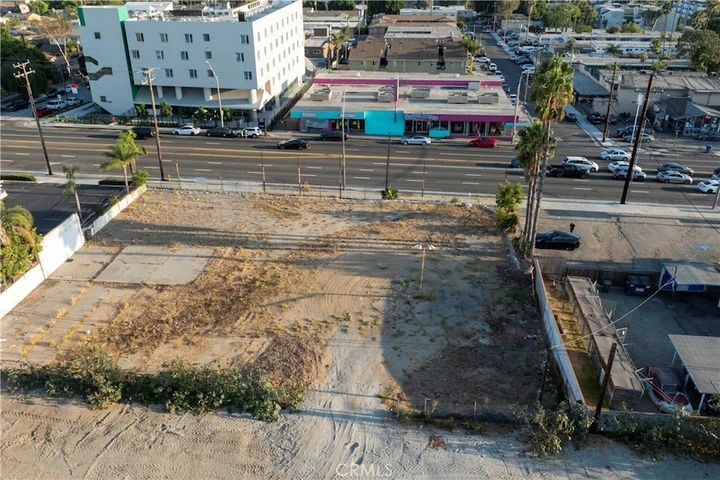 Nearby Listing Image