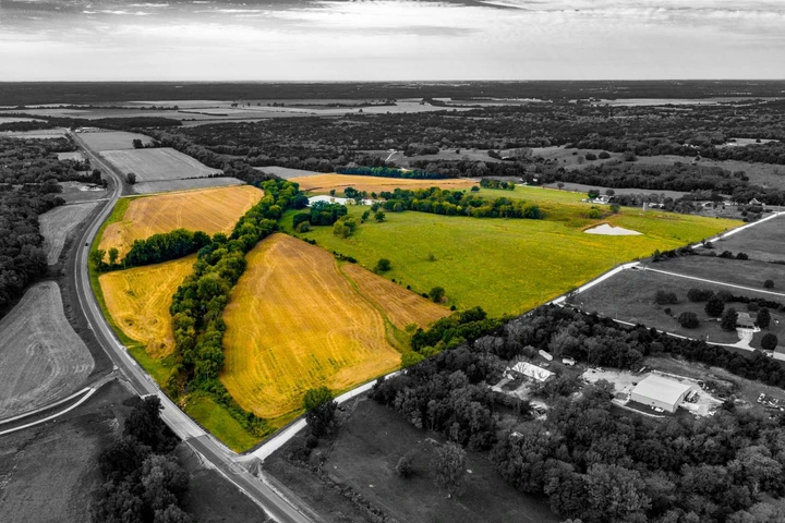 Nearby Listing Image