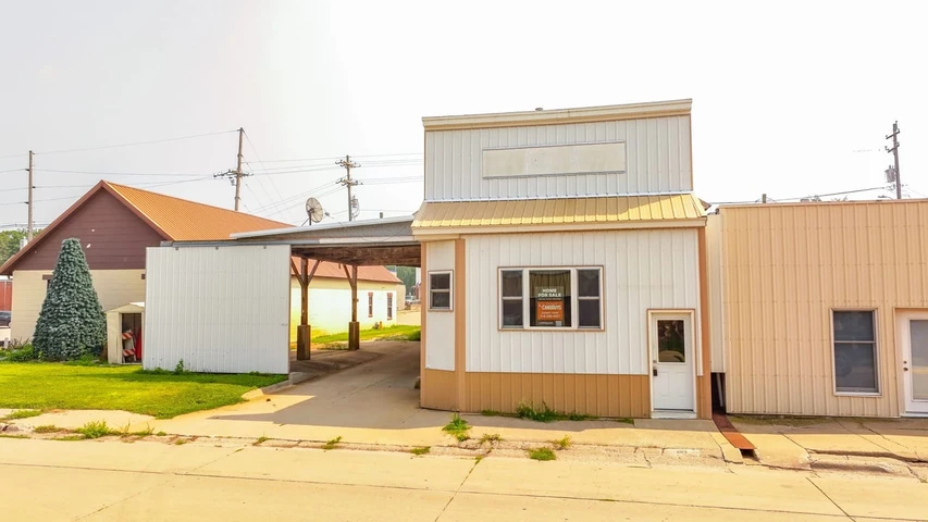 Nearby Listing Image