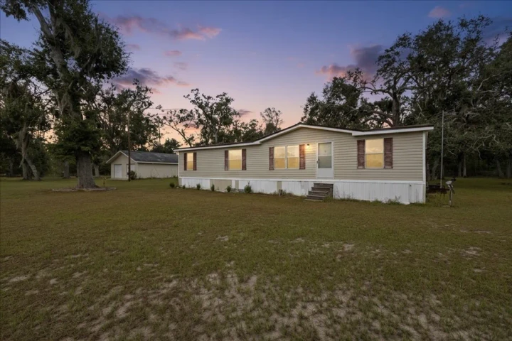 Nearby Listing Image