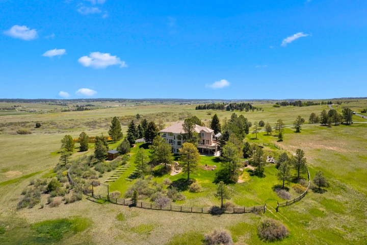 Nearby Listing Image