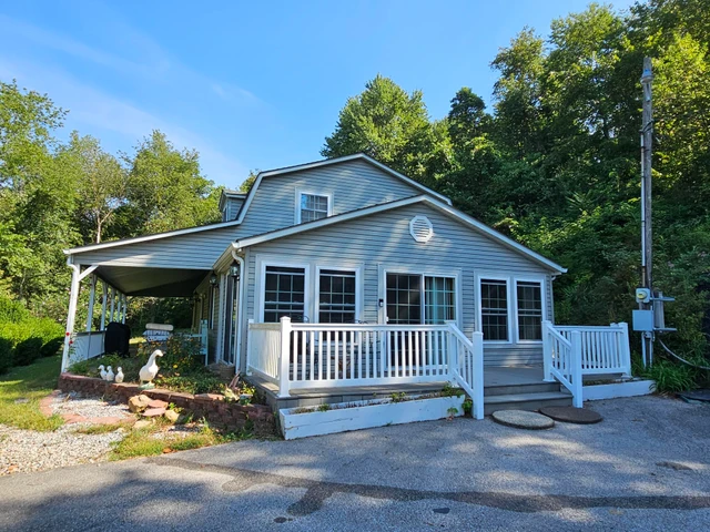 Nearby Listing Image