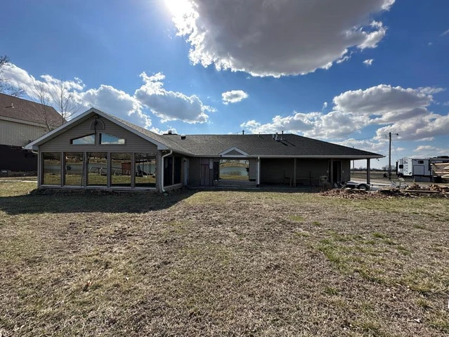 Nearby Listing Image