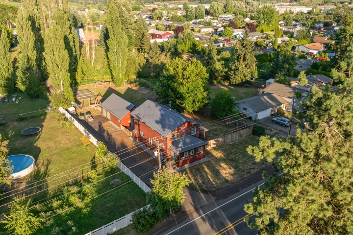 Nearby Listing Image