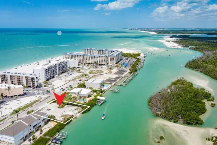 Nearby Listing Image