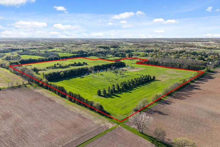 Nearby Listing Image