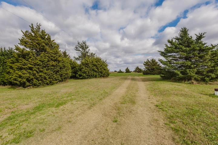 Nearby Listing Image