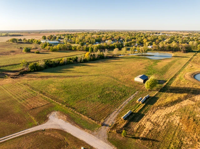 Nearby Listing Image