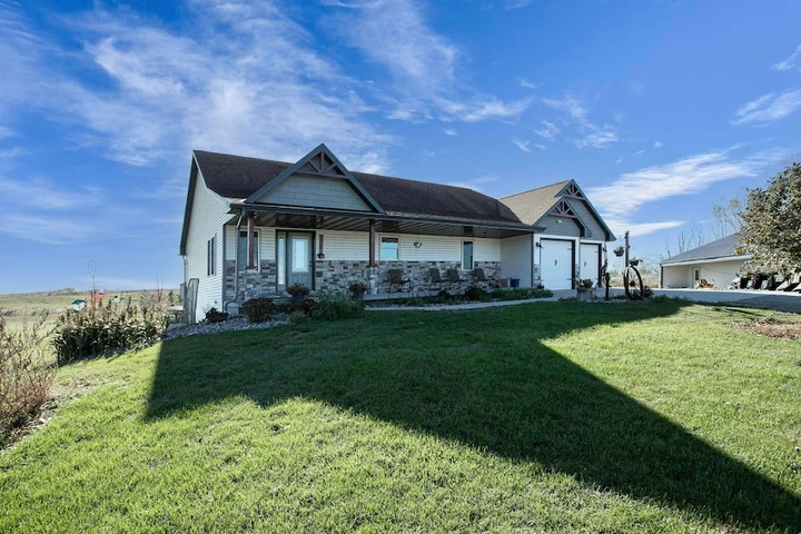 Nearby Listing Image