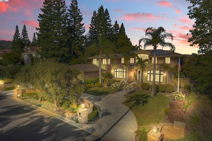 Nearby Listing Image