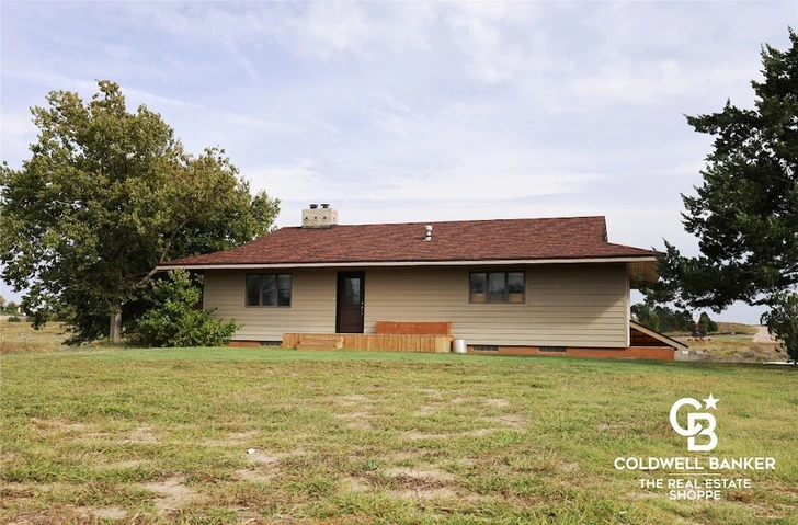 Nearby Listing Image