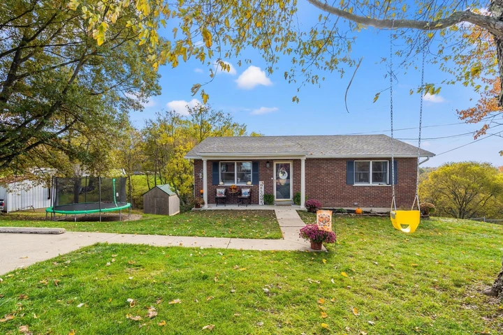 Nearby Listing Image