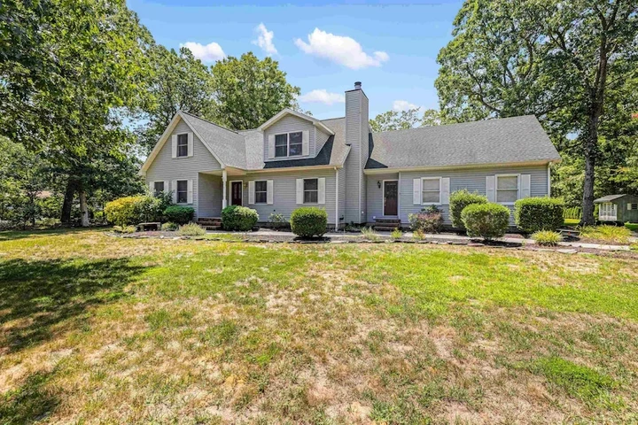 Nearby Listing Image