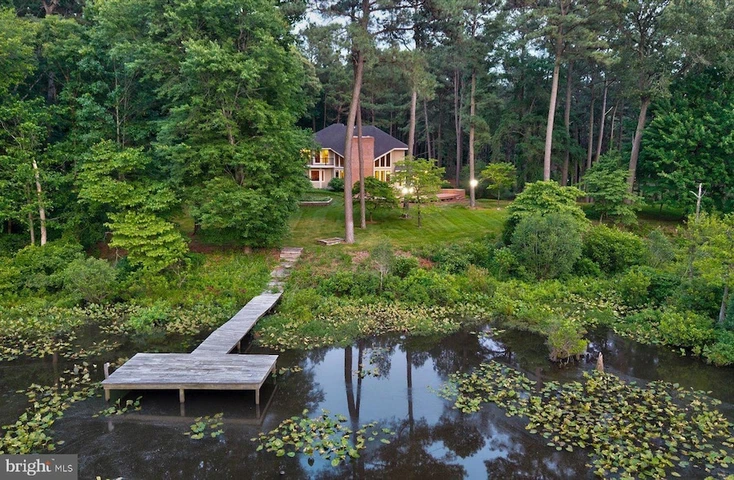 Nearby Listing Image