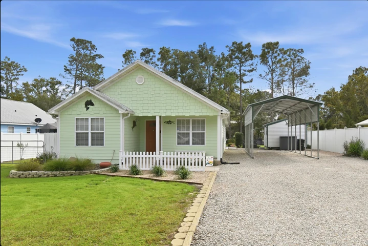 Nearby Listing Image