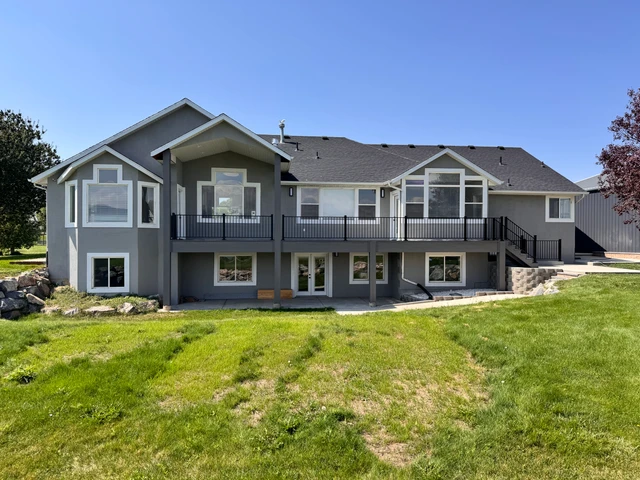 Nearby Listing Image