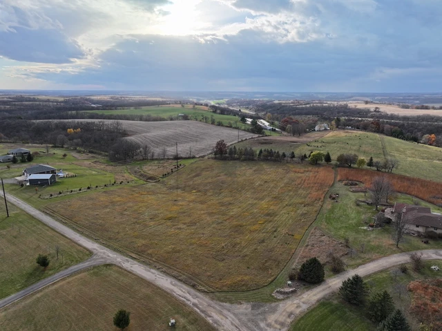 Nearby Listing Image