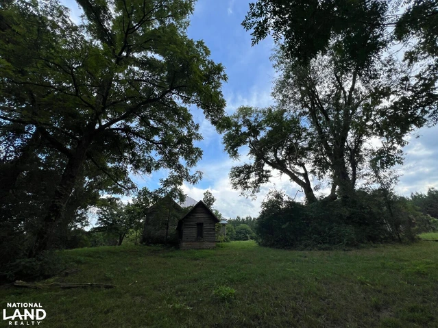 Nearby Listing Image