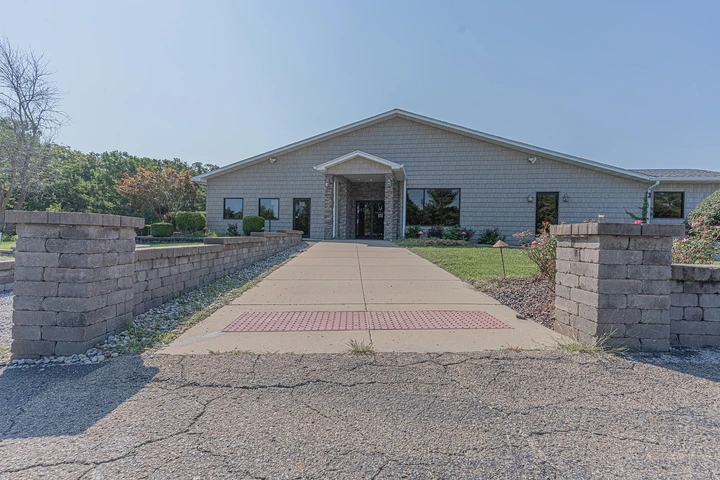 Nearby Listing Image