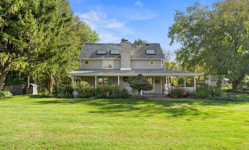 Nearby Listing Image