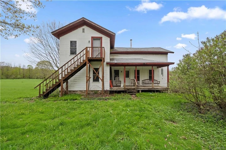 Nearby Listing Image