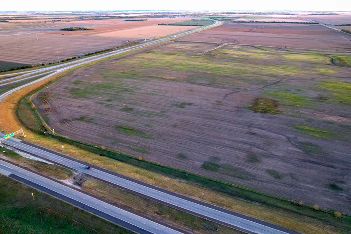 Nearby Listing Image