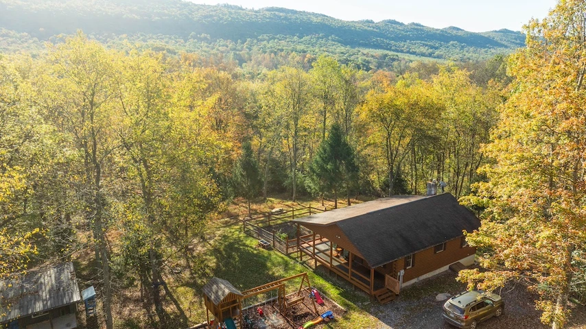 Nearby Listing Image