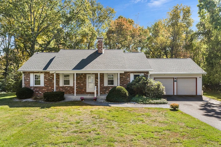 Nearby Listing Image