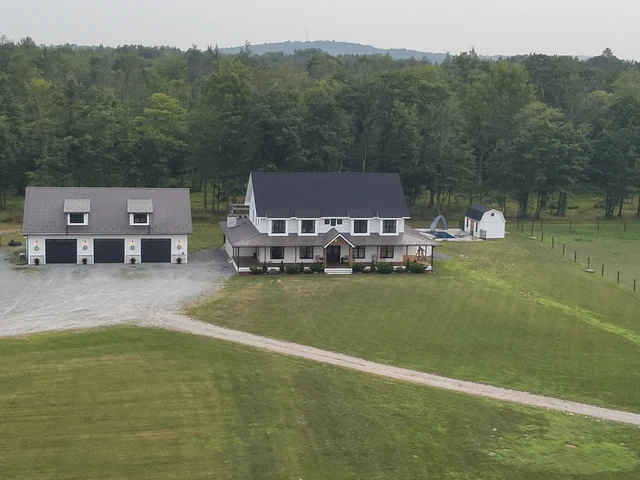 Nearby Listing Image