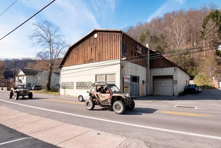 Nearby Listing Image