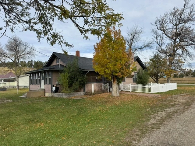Nearby Listing Image