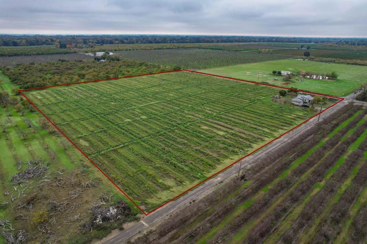 Nearby Listing Image