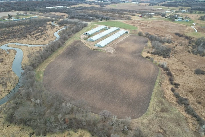 Nearby Listing Image