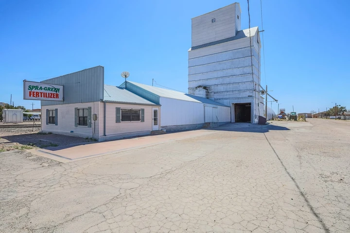 Nearby Listing Image