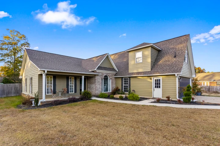 Nearby Listing Image