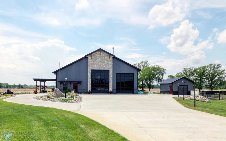 Nearby Listing Image