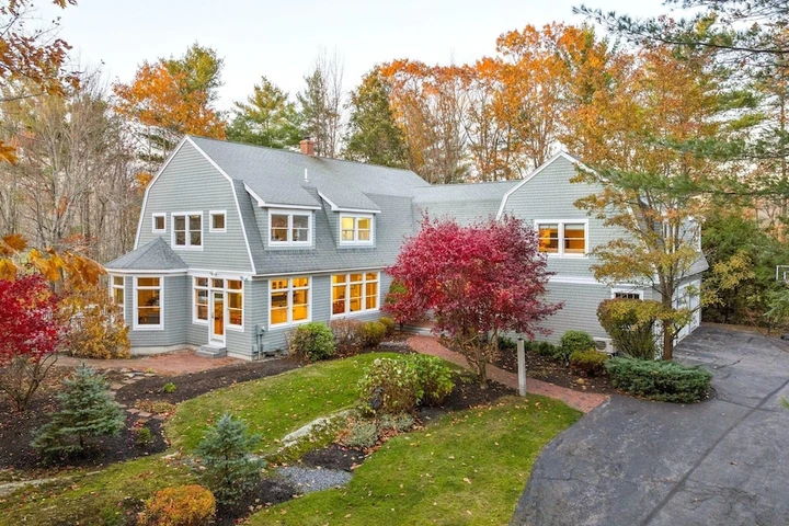 Nearby Listing Image