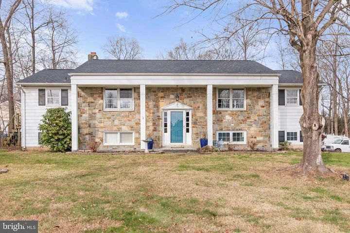 Nearby Listing Image