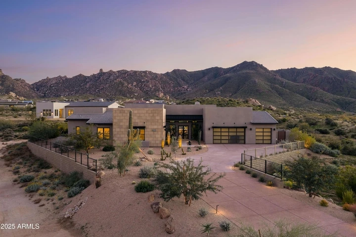 Nearby Listing Image