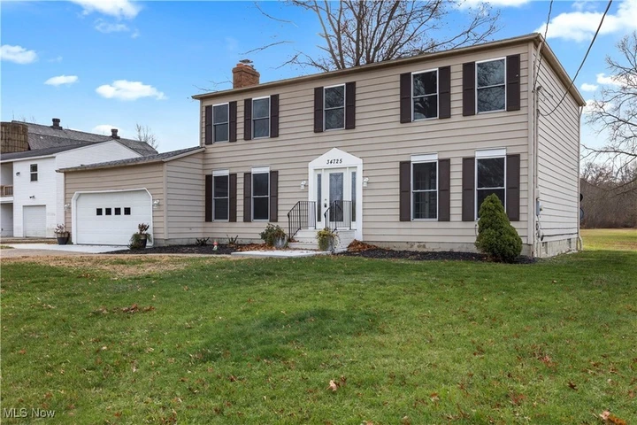 Nearby Listing Image