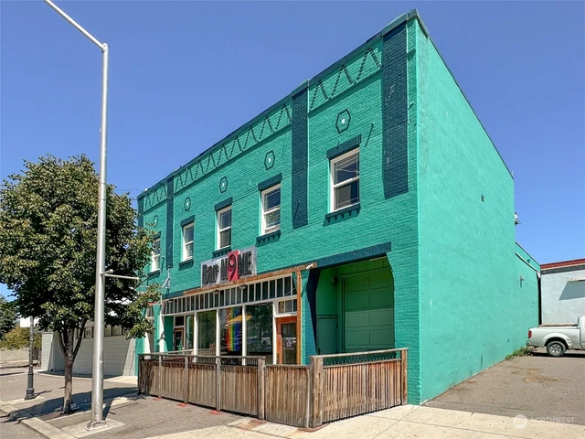 Nearby Listing Image